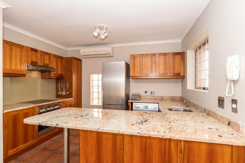 To Let 3 Bedroom Property for Rent in Kirstenhof Western Cape